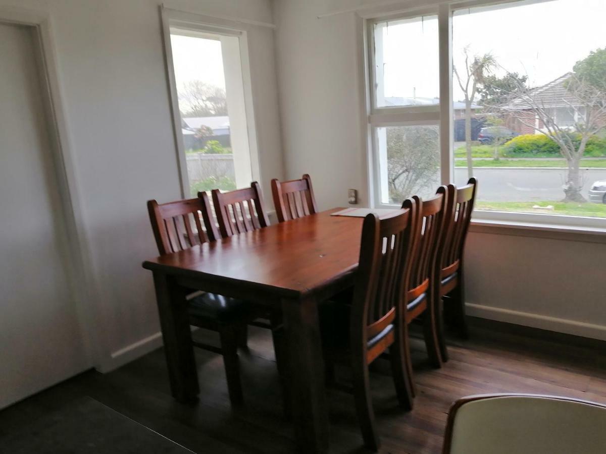 Homestay Family Room, Near The City Center كريستتشيرش المظهر الخارجي الصورة