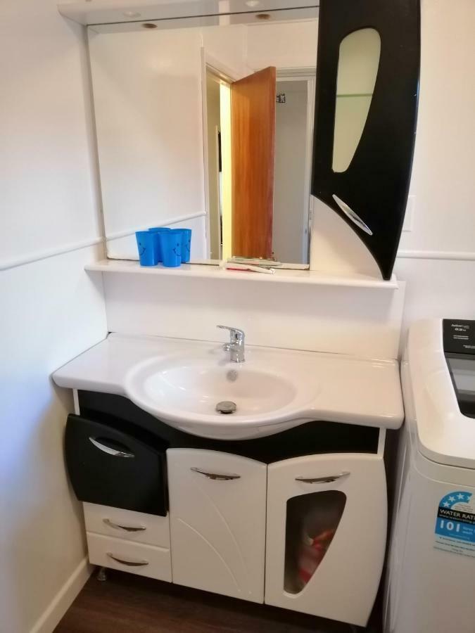 Homestay Family Room, Near The City Center كريستتشيرش المظهر الخارجي الصورة